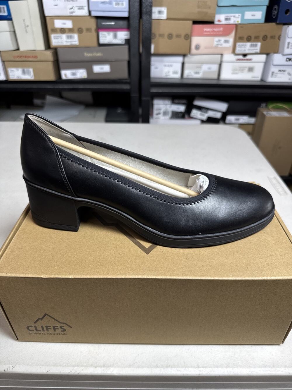 Women 10 CLIFFS BY WHITE MOUNTAIN Huntor Cushioned Block Heel Pump, Black/Smooth